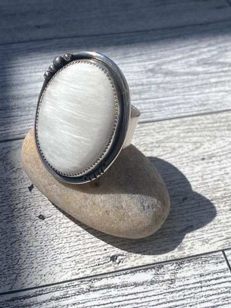 Sterling Silver Ring With Natural White Scolecite Stone - Size 9.5