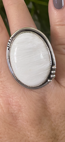 Sterling Silver Ring With Natural White Scolecite Stone - Size 9.5